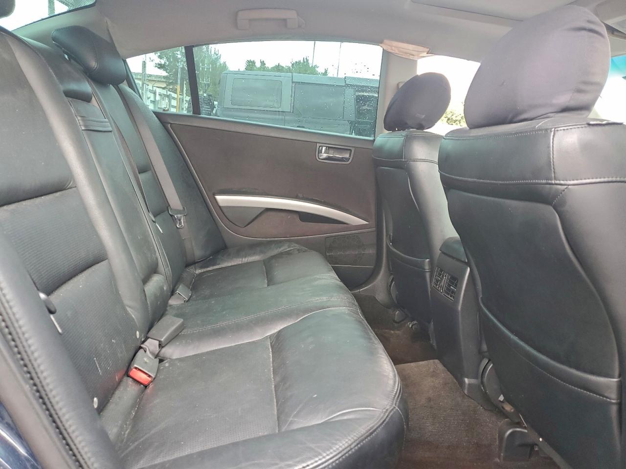 2005 NISSAN MAXIMA SE photo 10