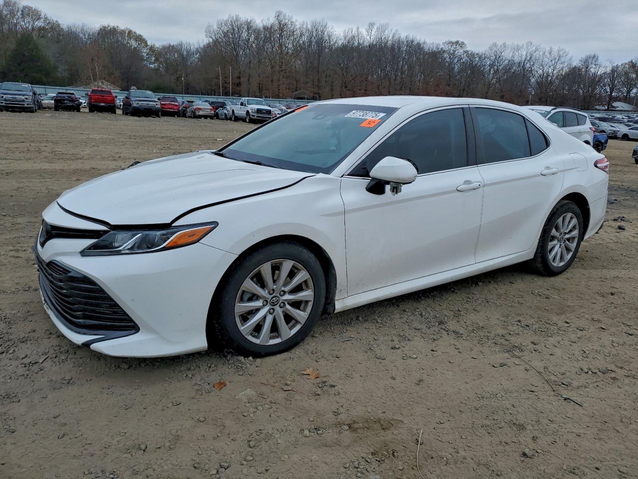 2018 TOYOTA CAMRY