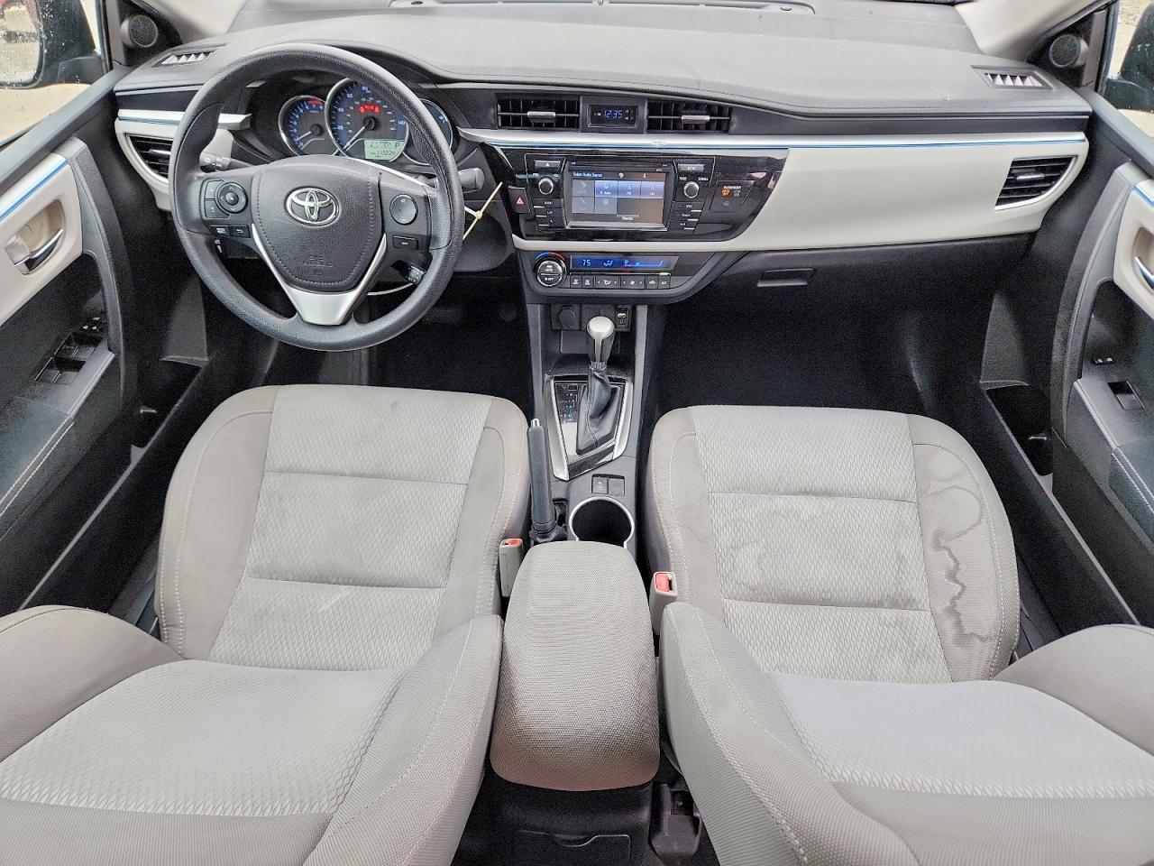 2016 TOYOTA COROLLA L photo 8