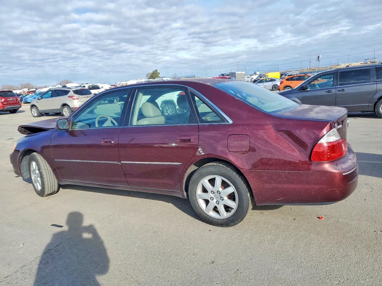 2003 TOYOTA AVALON XL photo 2