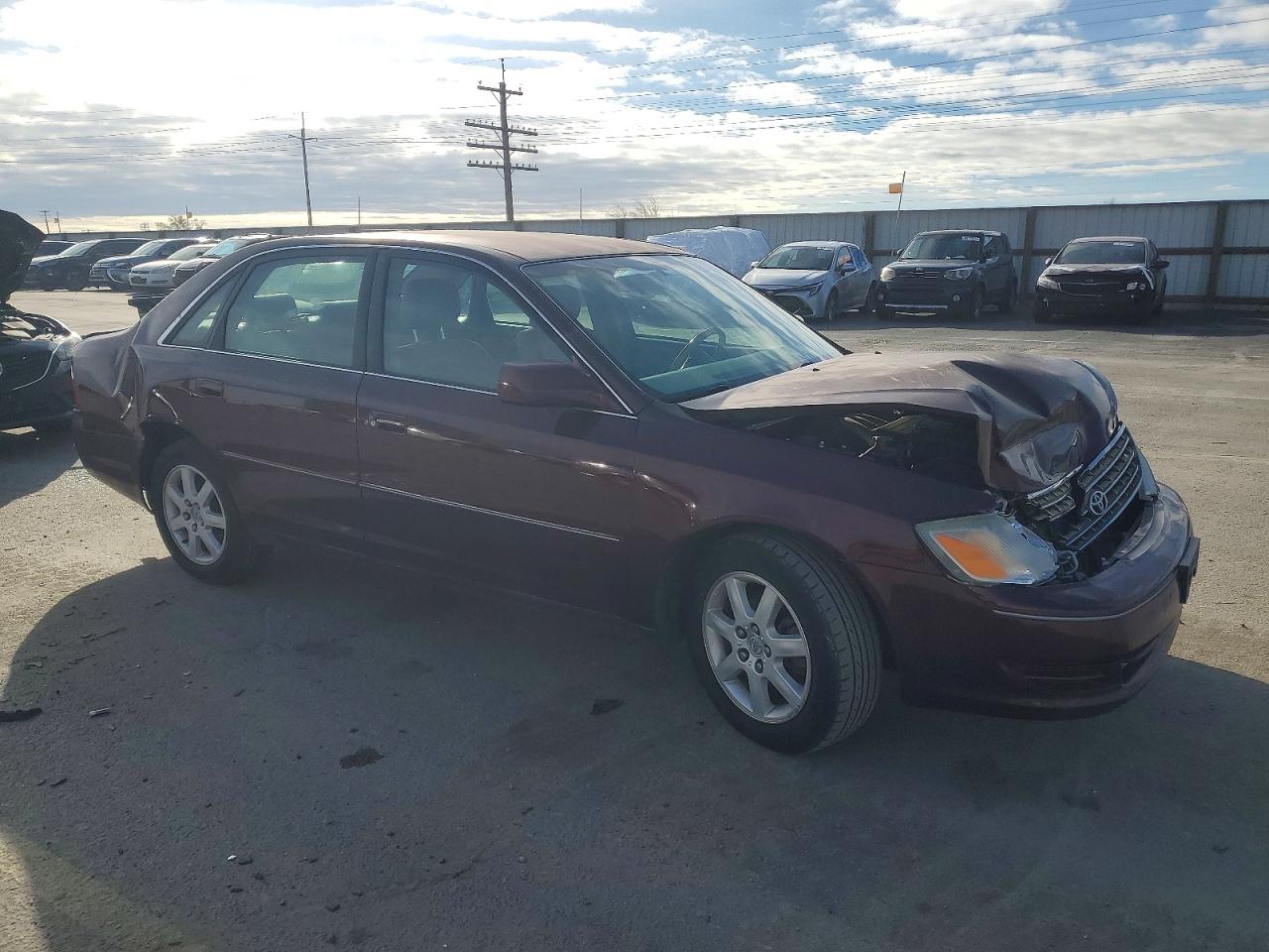 2003 TOYOTA AVALON XL photo 4