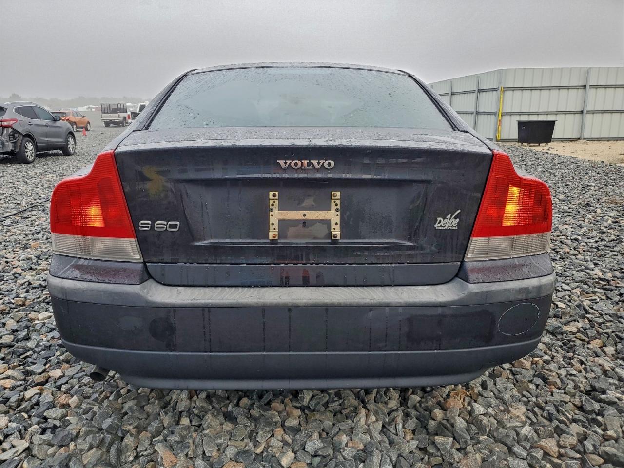 2004 VOLVO S60 photo 6
