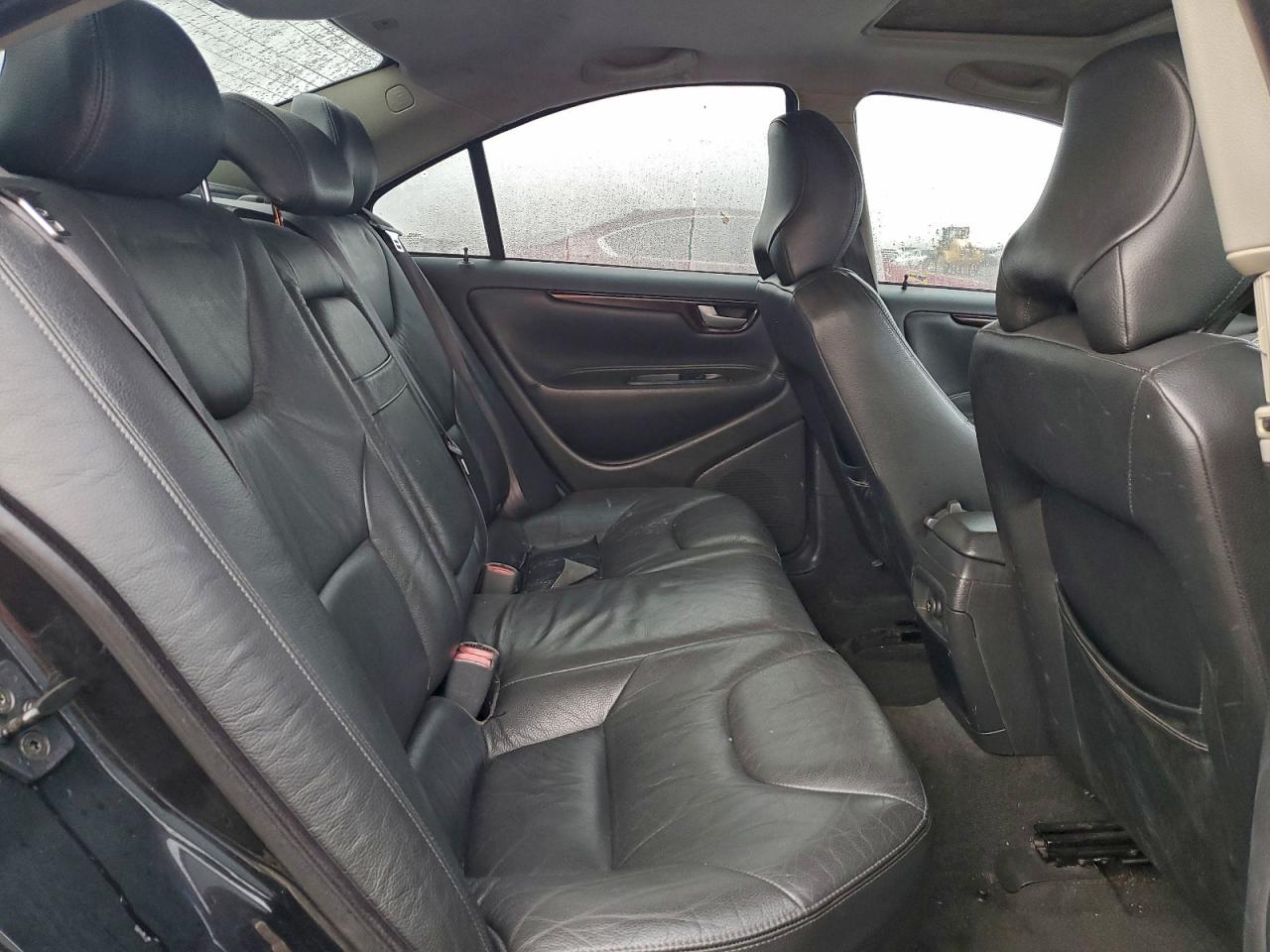 2004 VOLVO S60 photo 10