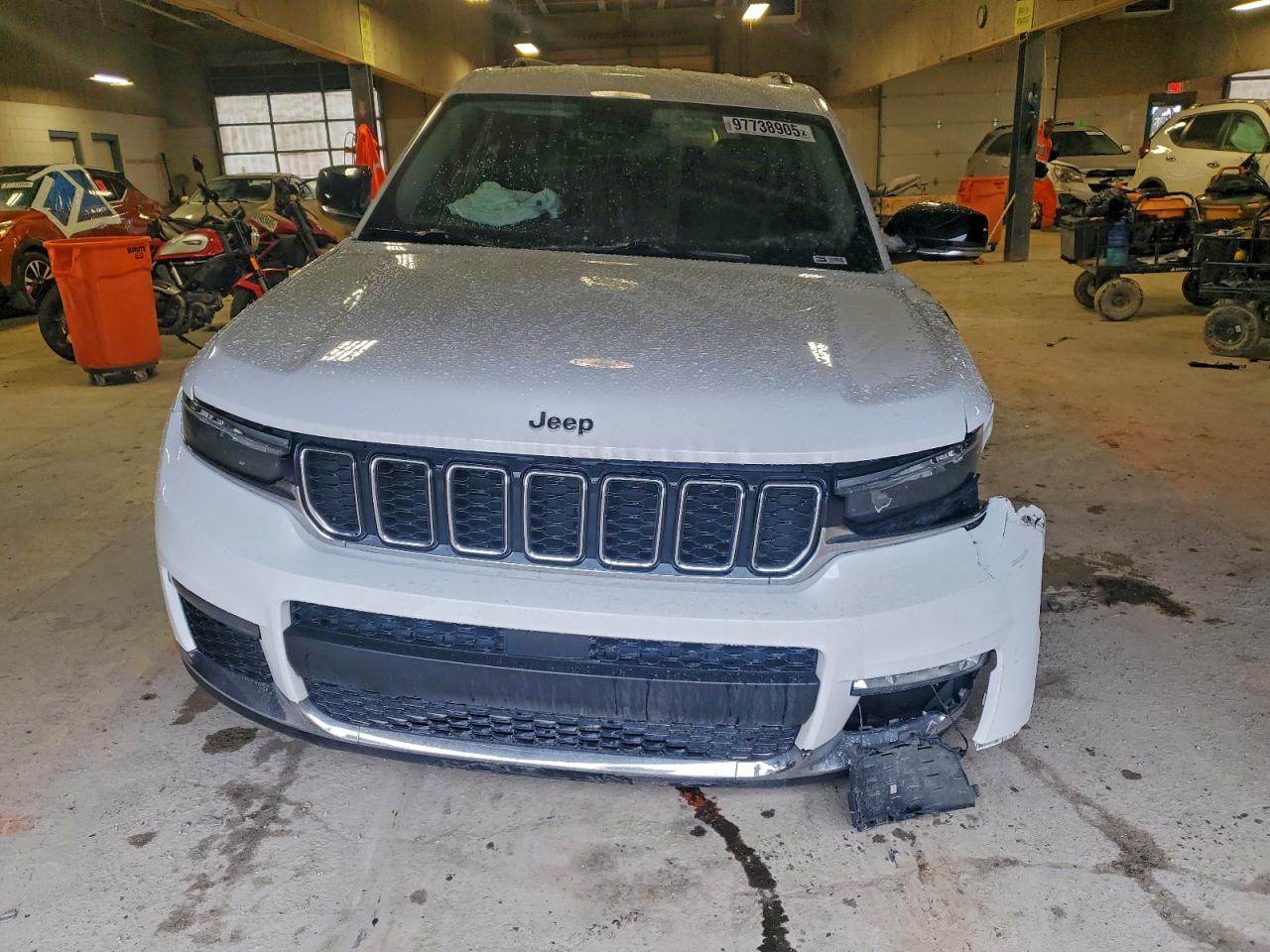 2023 JEEP GRAND CHEROKEE L LIMITED photo 5