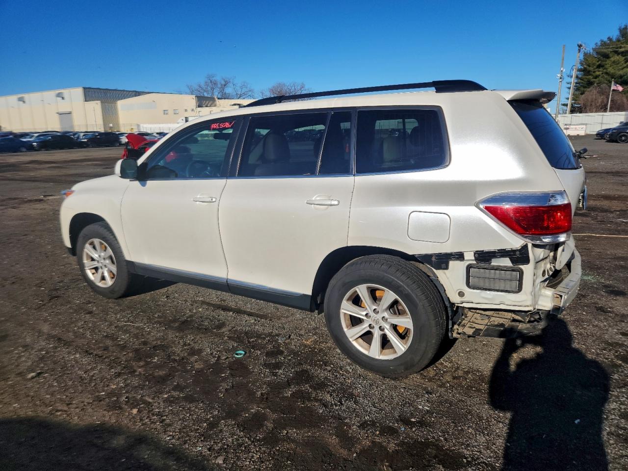 2012 TOYOTA HIGHLANDER BASE photo 2