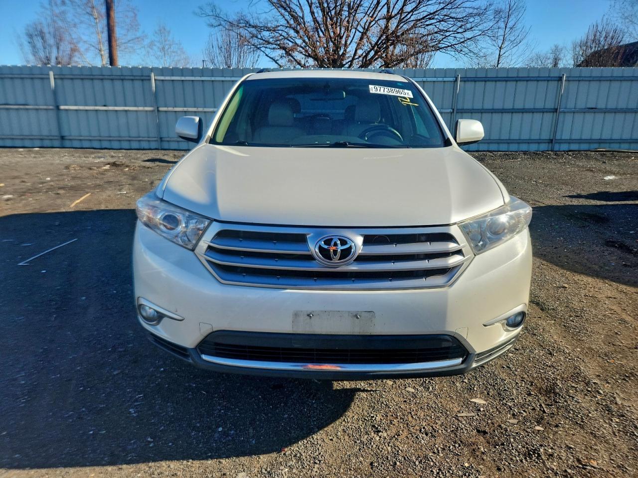 2012 TOYOTA HIGHLANDER BASE photo 5