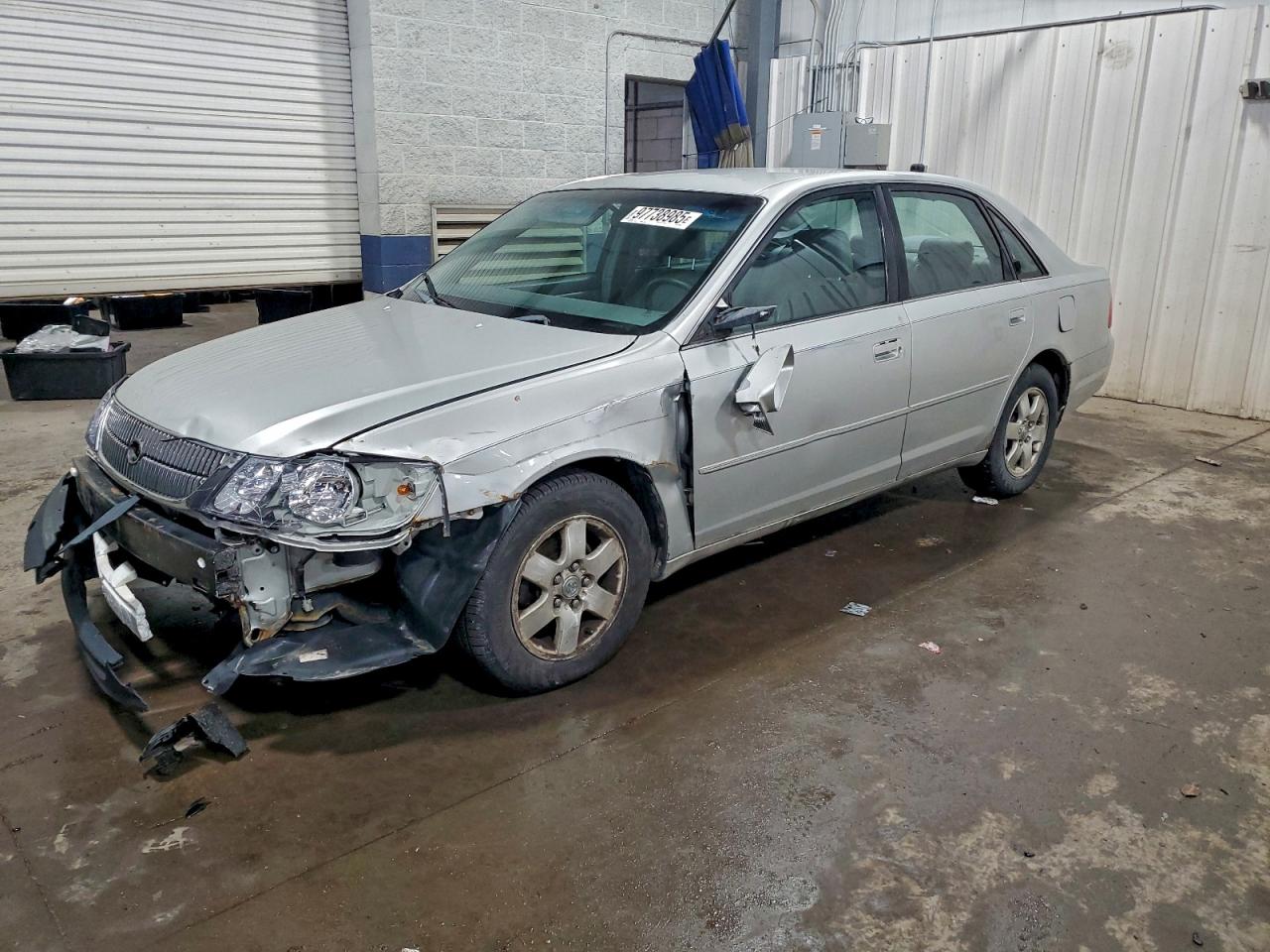 2002 TOYOTA AVALON