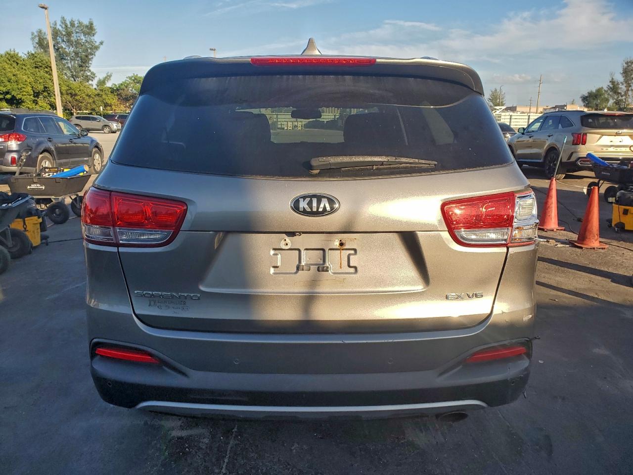 2017 KIA SORENTO EX photo 21