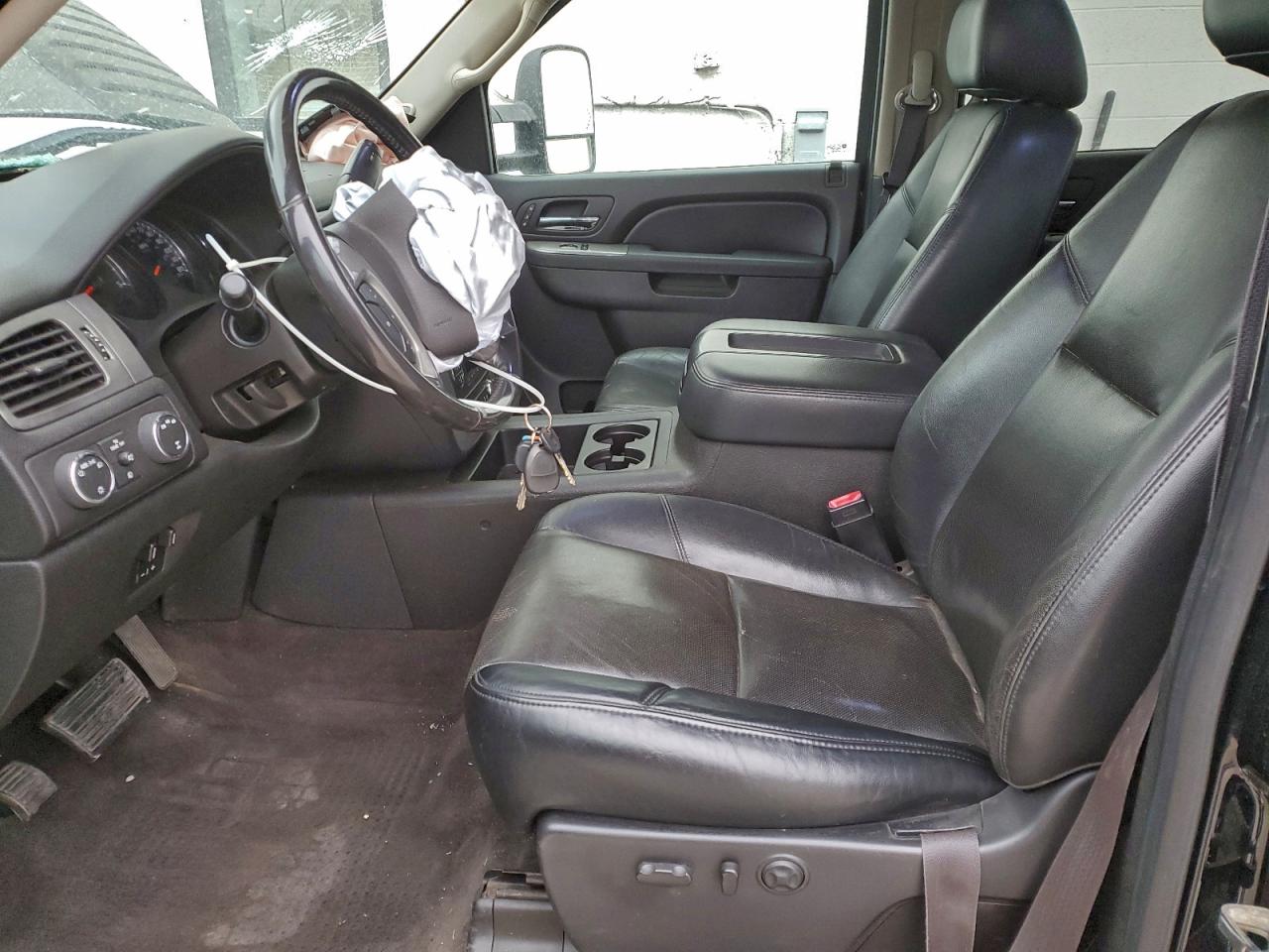 2014 CHEVROLET SILVERADO K3500 LTZ photo 7