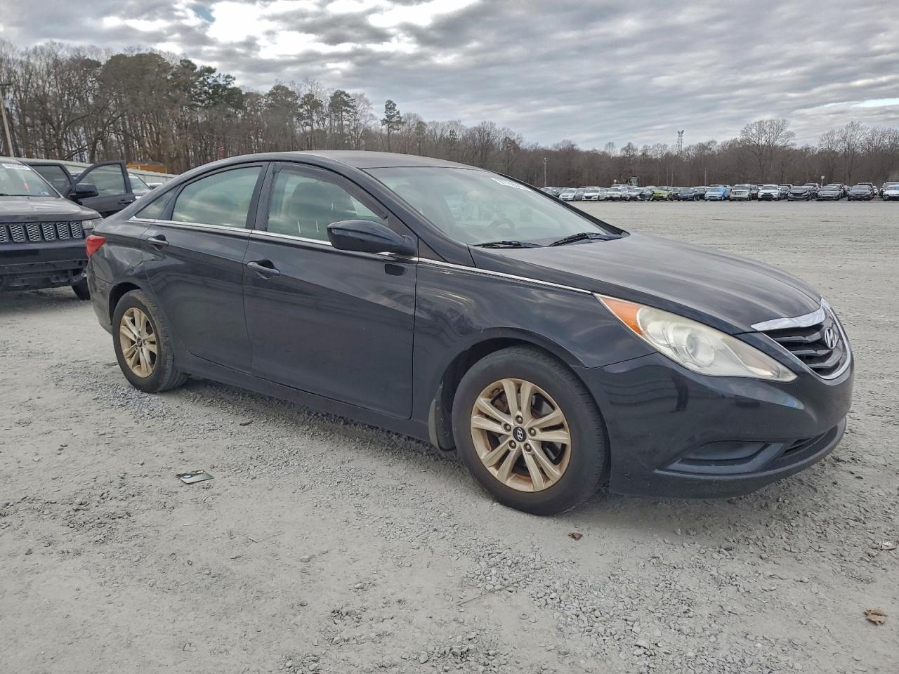 2011 HYUNDAI SONATA GLS photo 4