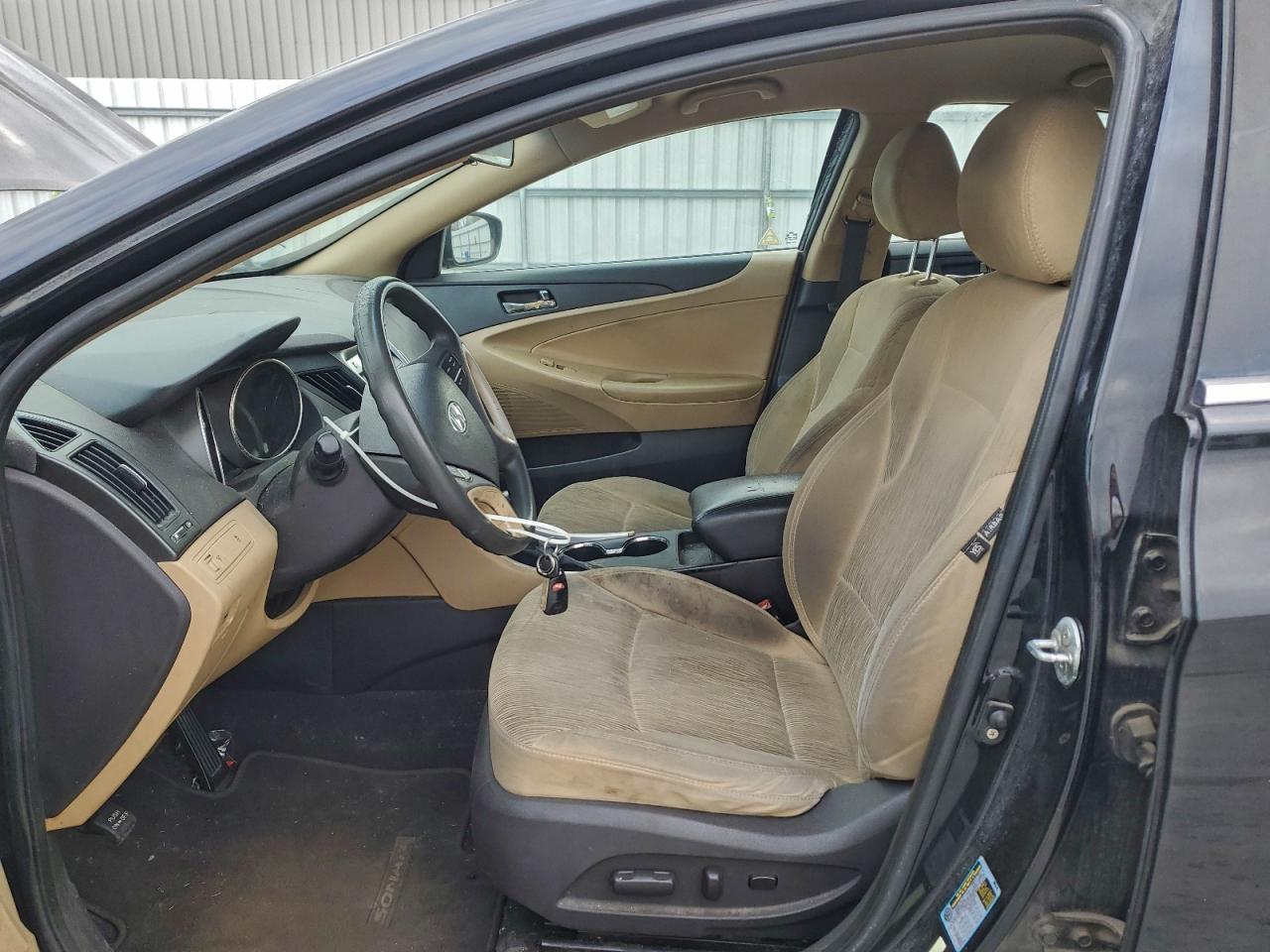 2011 HYUNDAI SONATA GLS photo 7