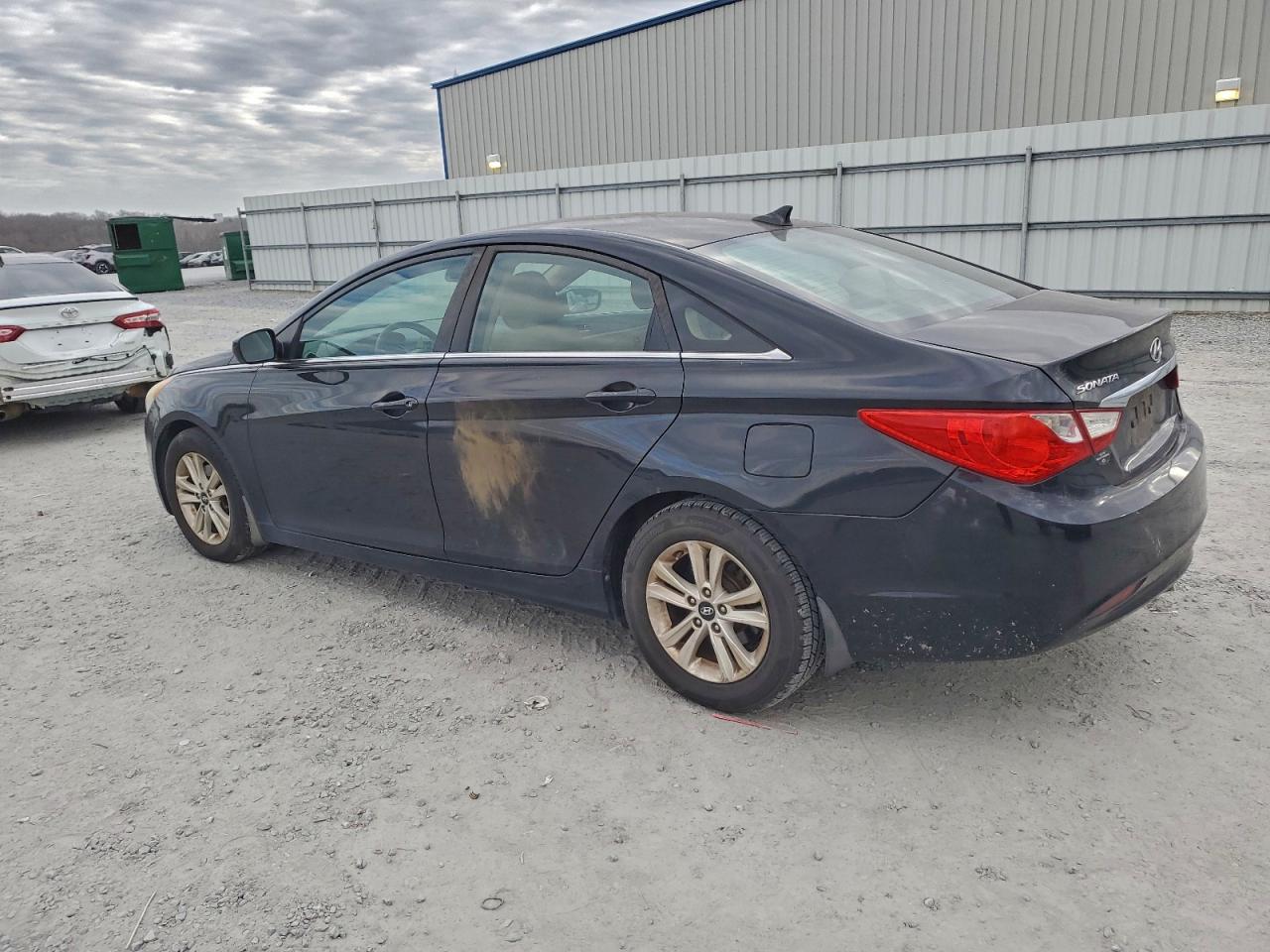 2011 HYUNDAI SONATA GLS photo 2