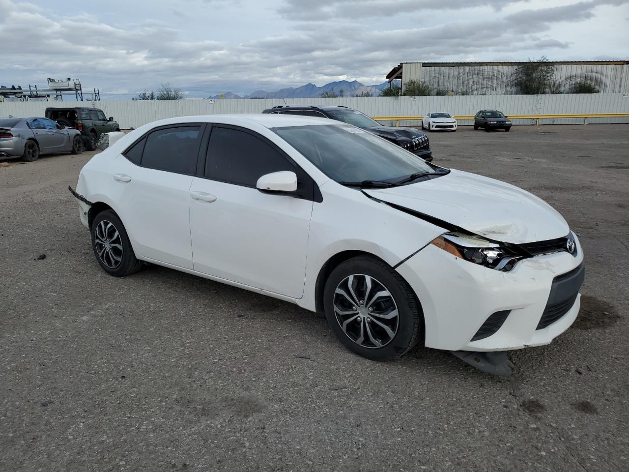 2014 TOYOTA COROLLA L photo 4