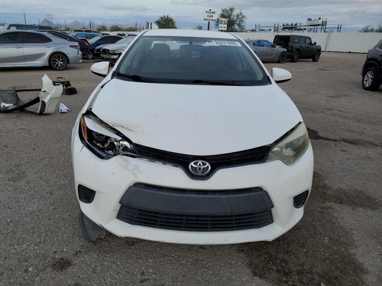 2014 TOYOTA COROLLA L photo 5