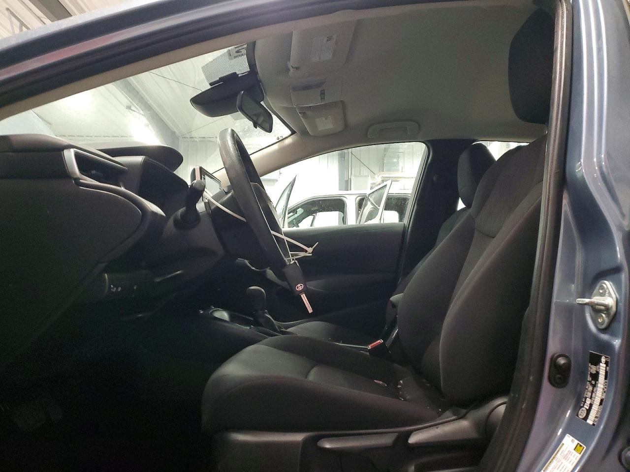 2020 TOYOTA COROLLA LE photo 7