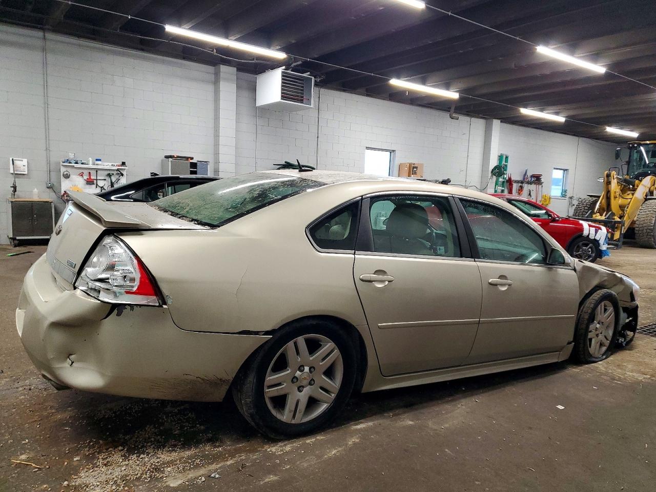 2010 CHEVROLET IMPALA LT photo 3
