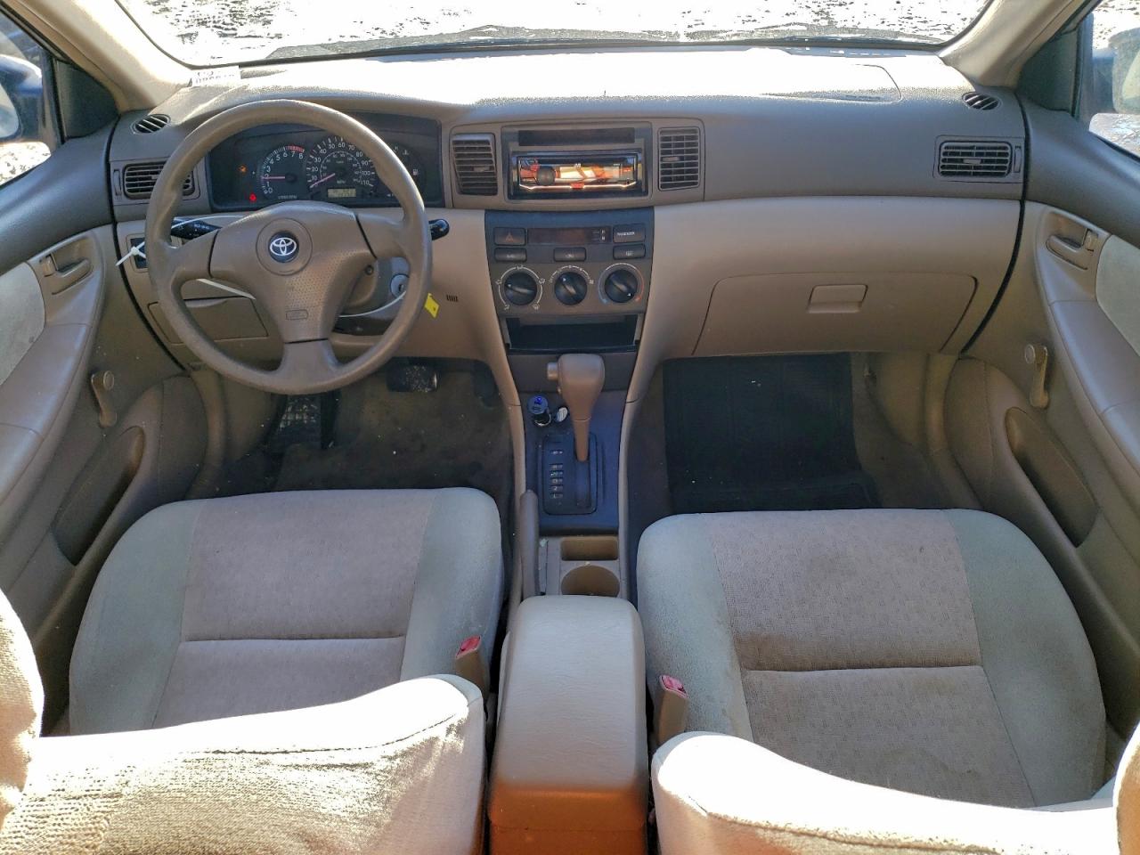 2004 TOYOTA COROLLA CE photo 8