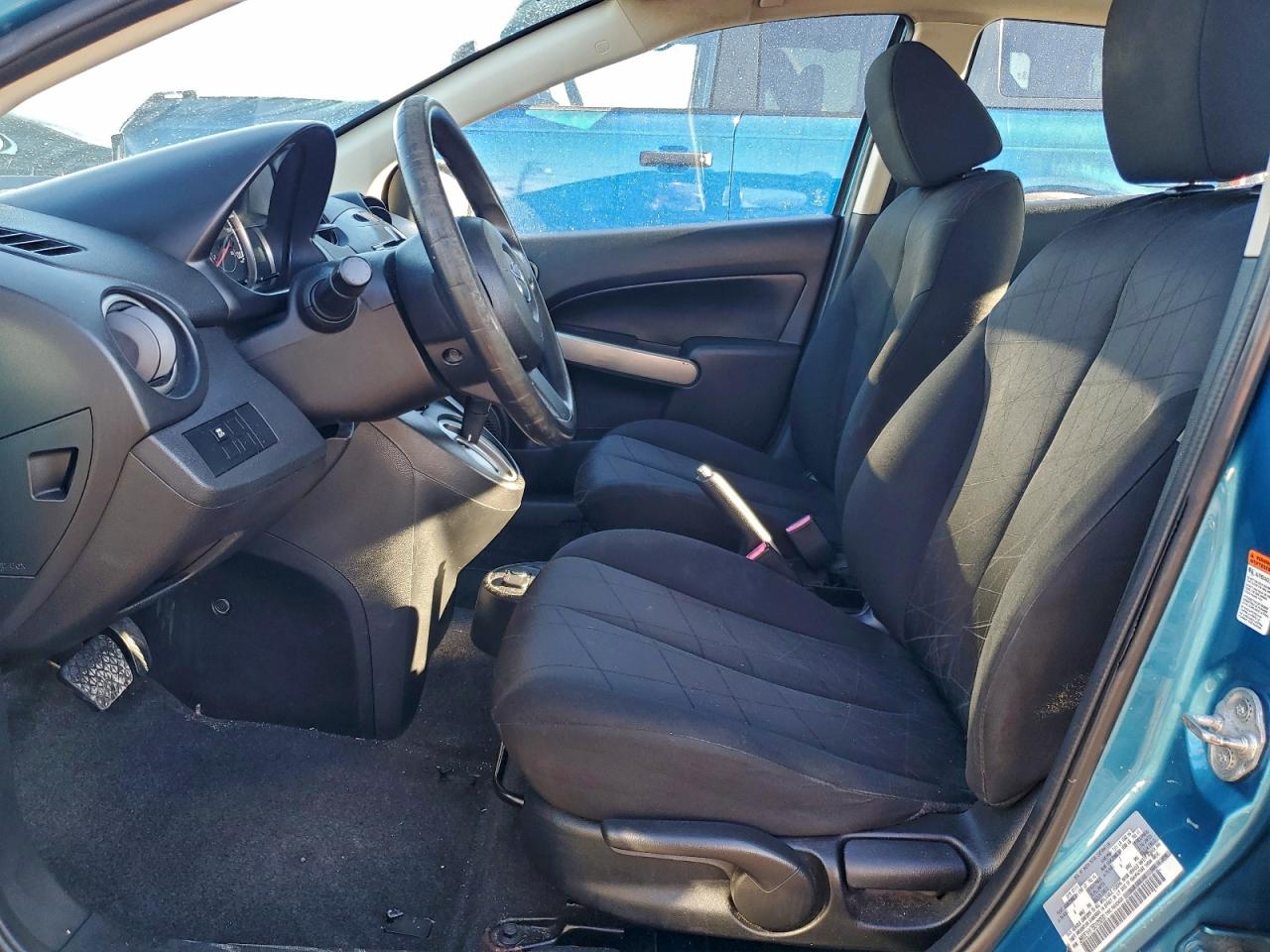 2011 MAZDA MAZDA2 photo 7