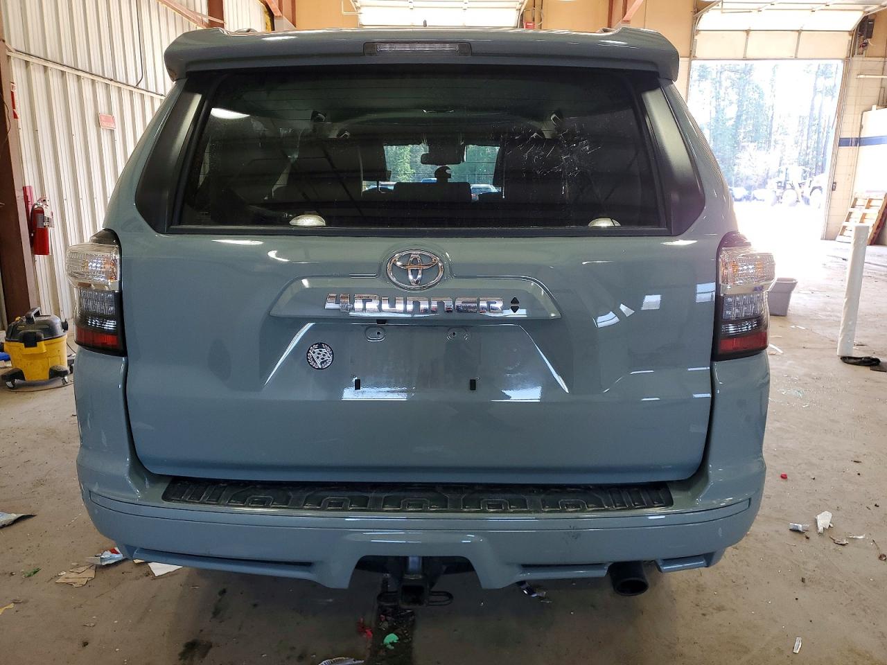 2022 TOYOTA 4RUNNER SR5 PREMIUM photo 6