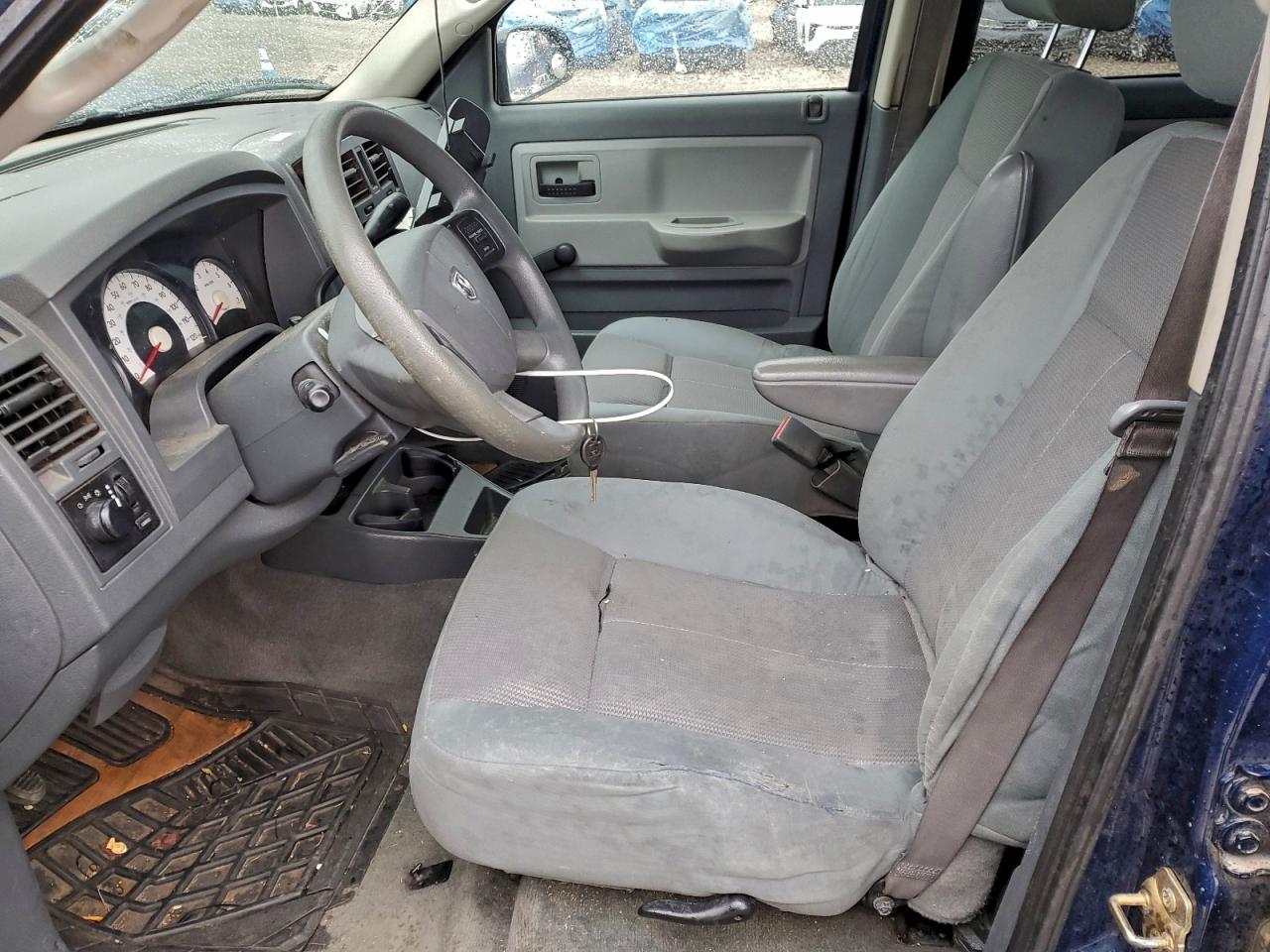 2005 DODGE DAKOTA QUAD photo 7