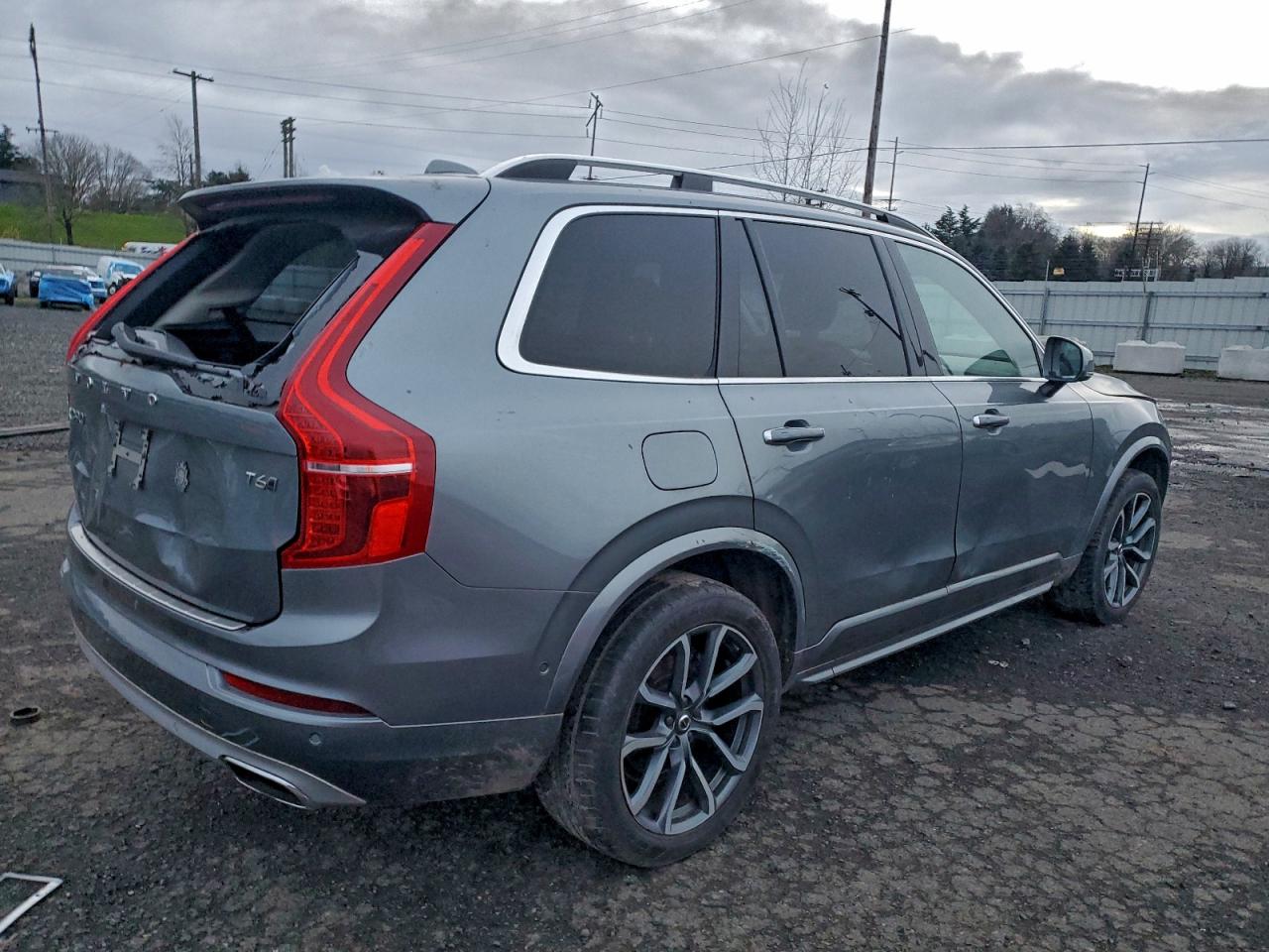 2016 VOLVO XC90 T6 photo 7