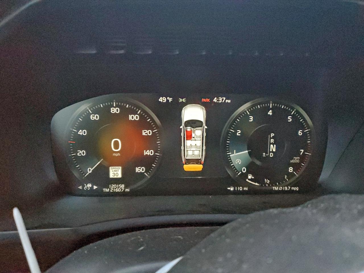 2016 VOLVO XC90 T6 photo 25