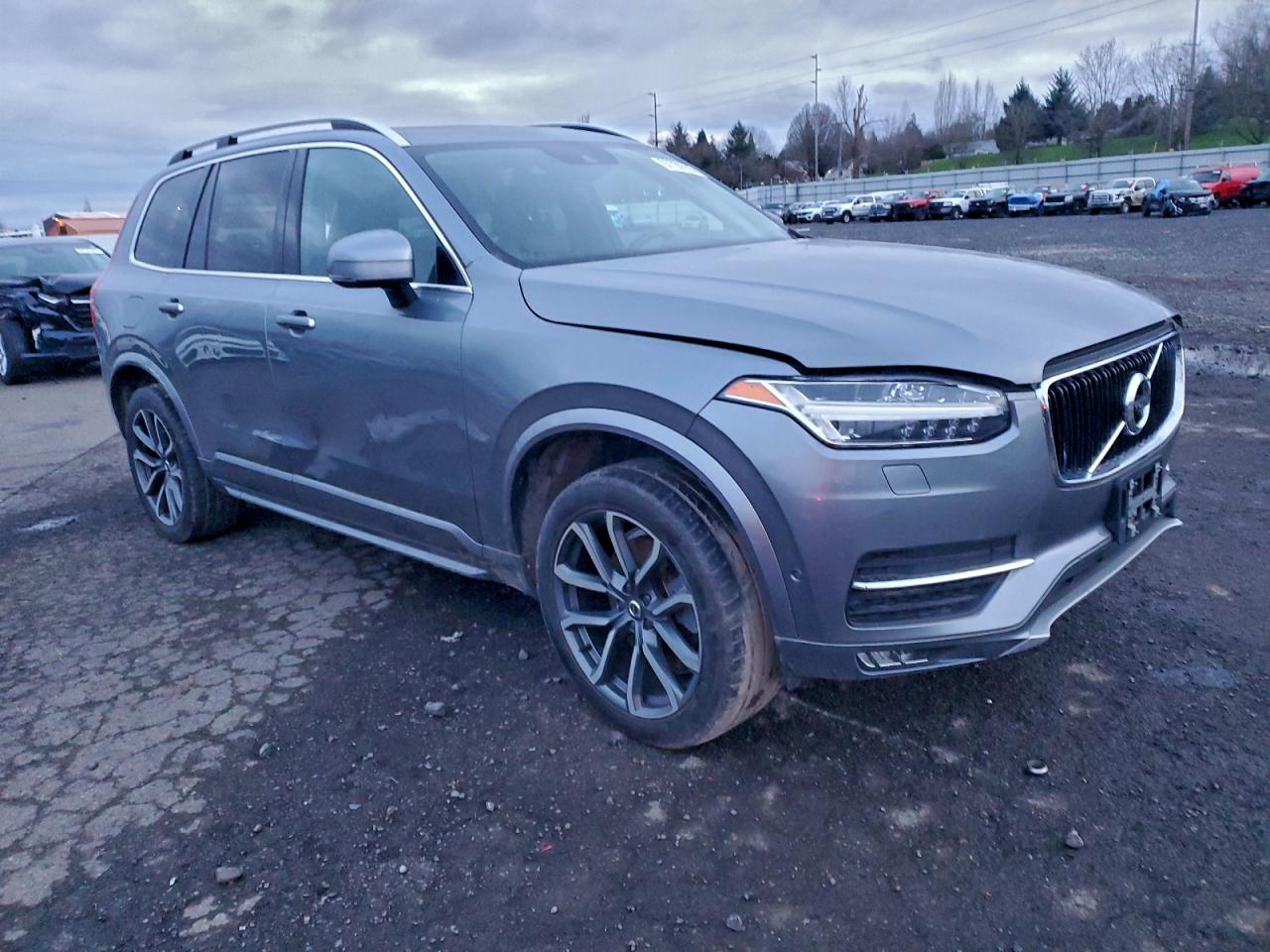 2016 VOLVO XC90 T6 photo 10