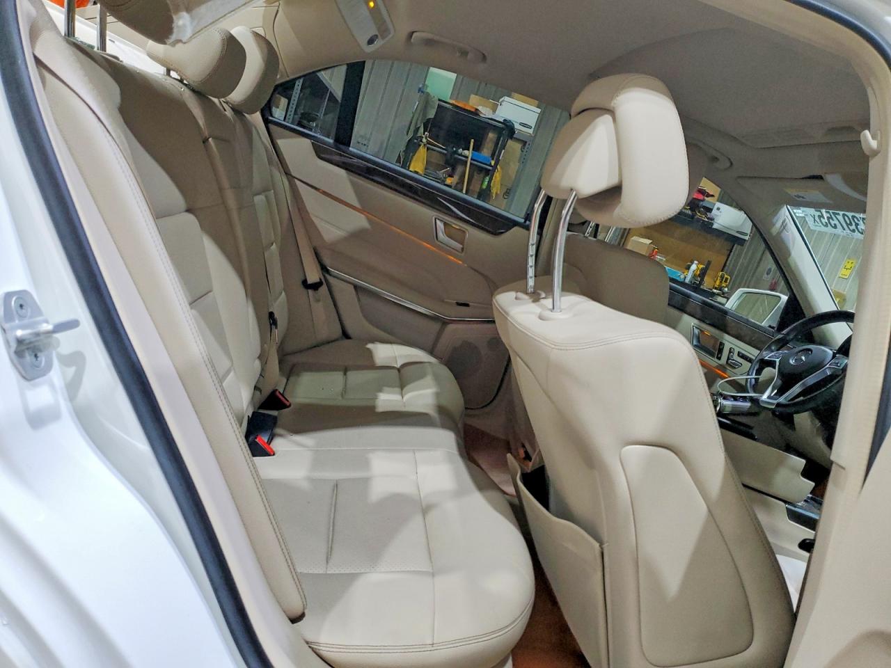 2014 MERCEDES-BENZ E 350 4MATIC photo 10