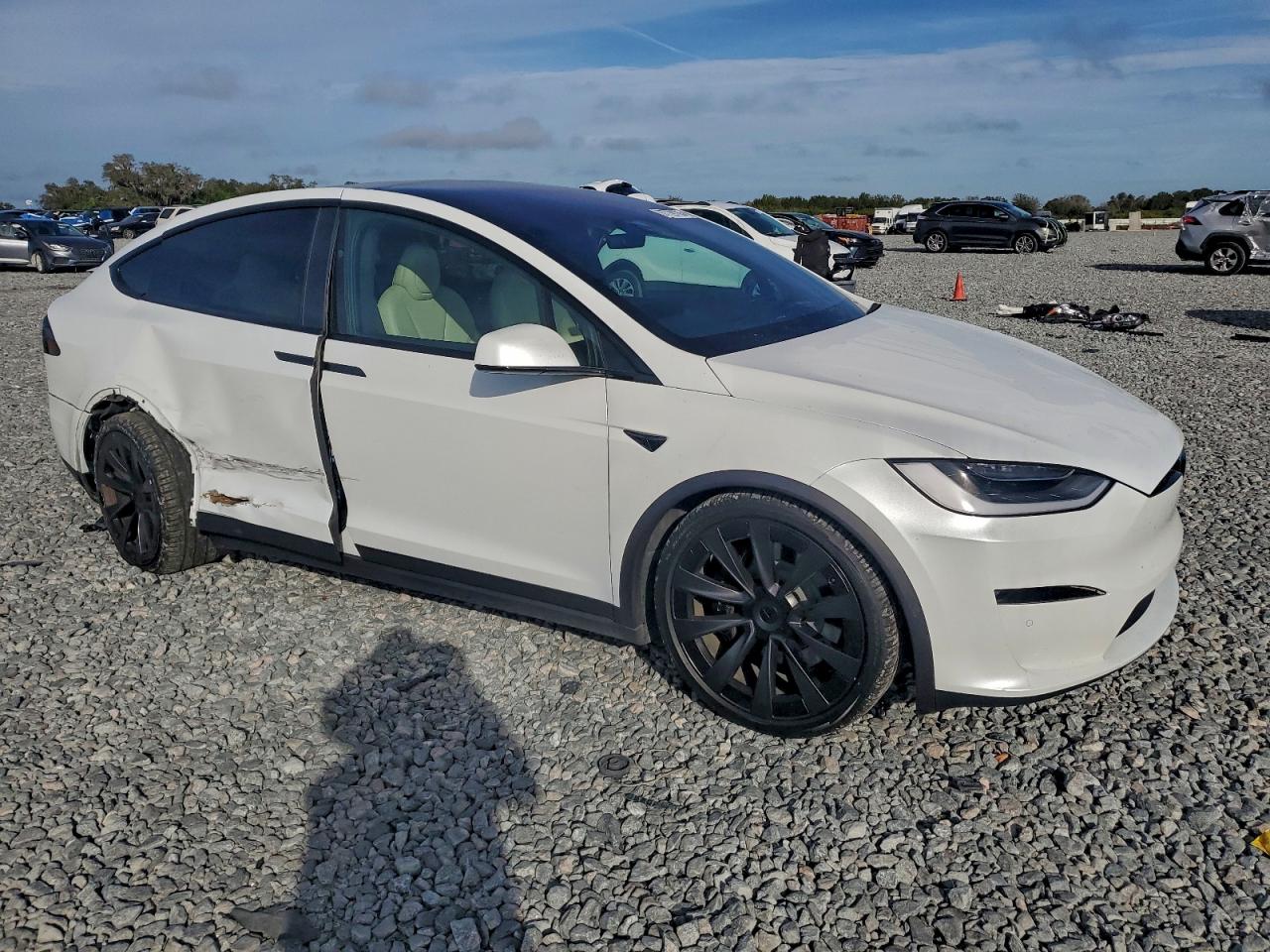 2023 TESLA MODEL X photo 4