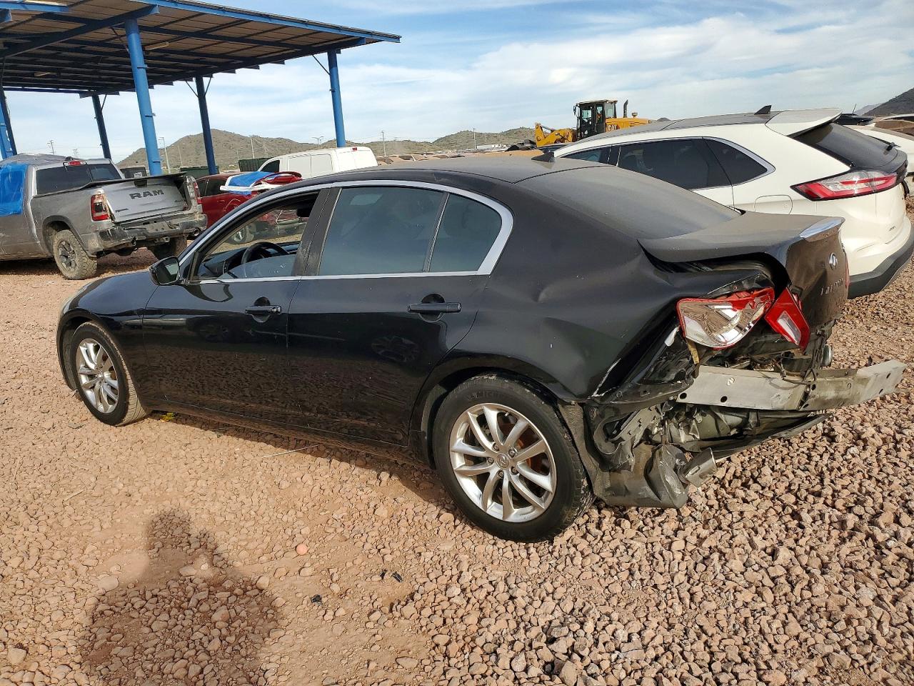 2009 INFINITI G37 BASE photo 2