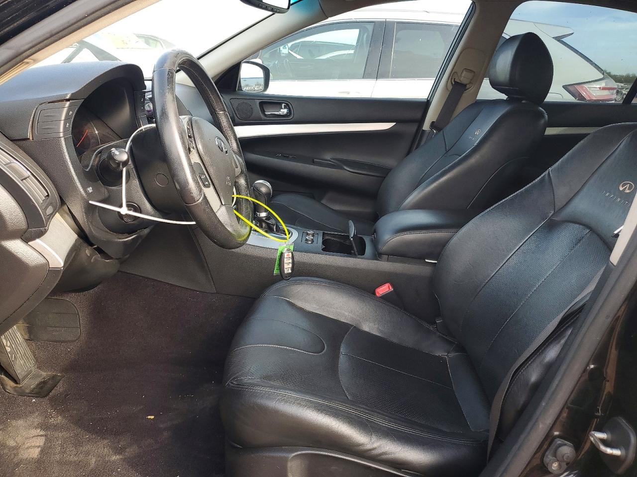 2009 INFINITI G37 BASE photo 7