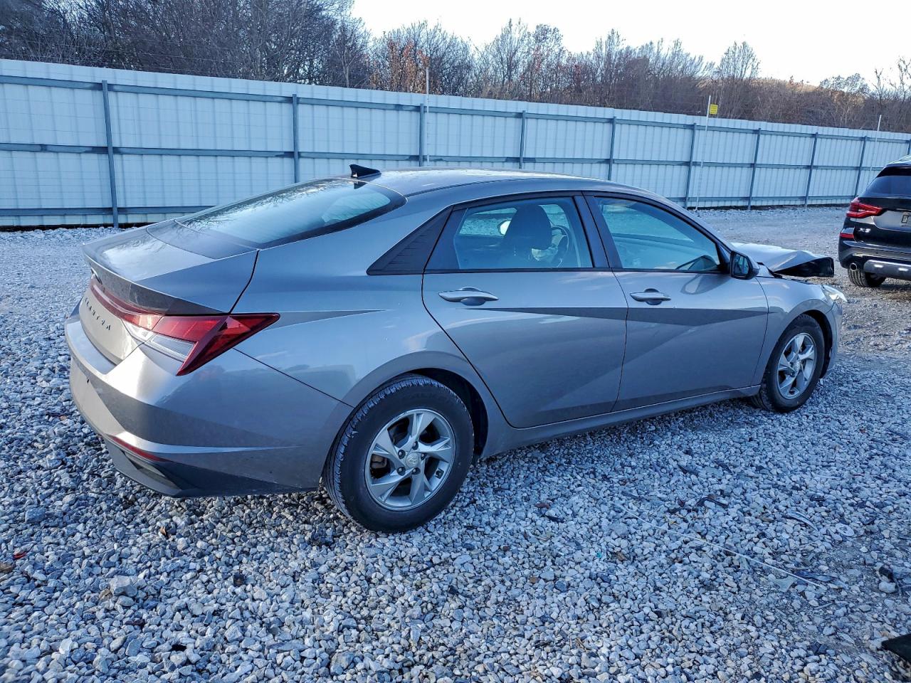2021 HYUNDAI ELANTRA SE photo 3