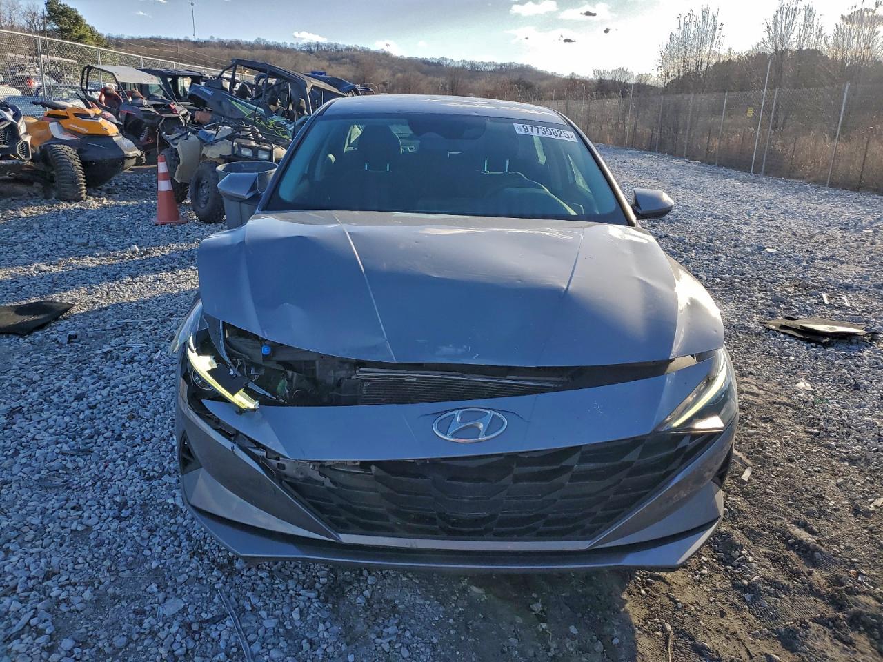 2021 HYUNDAI ELANTRA SE photo 5