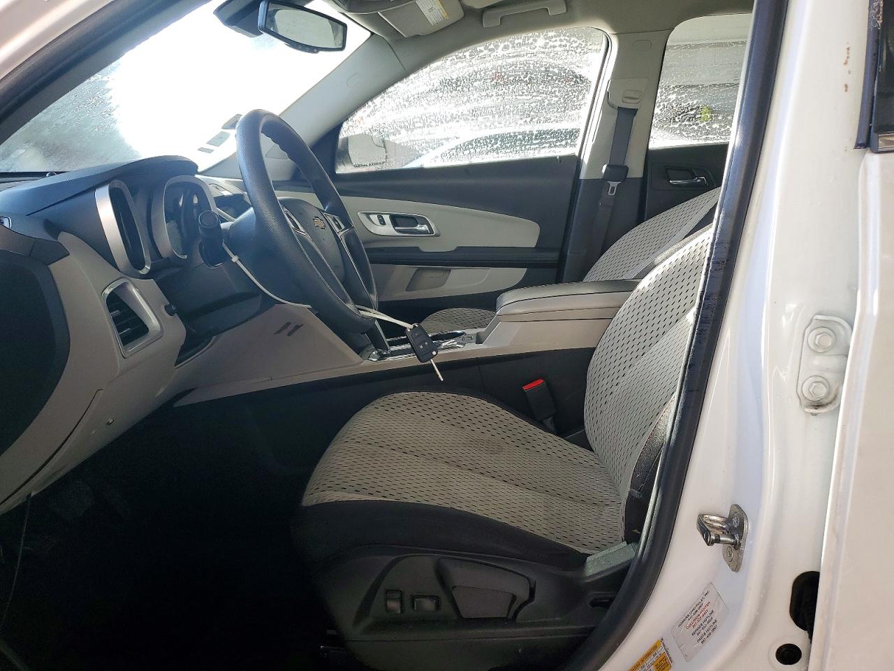 2014 CHEVROLET EQUINOX LS photo 7