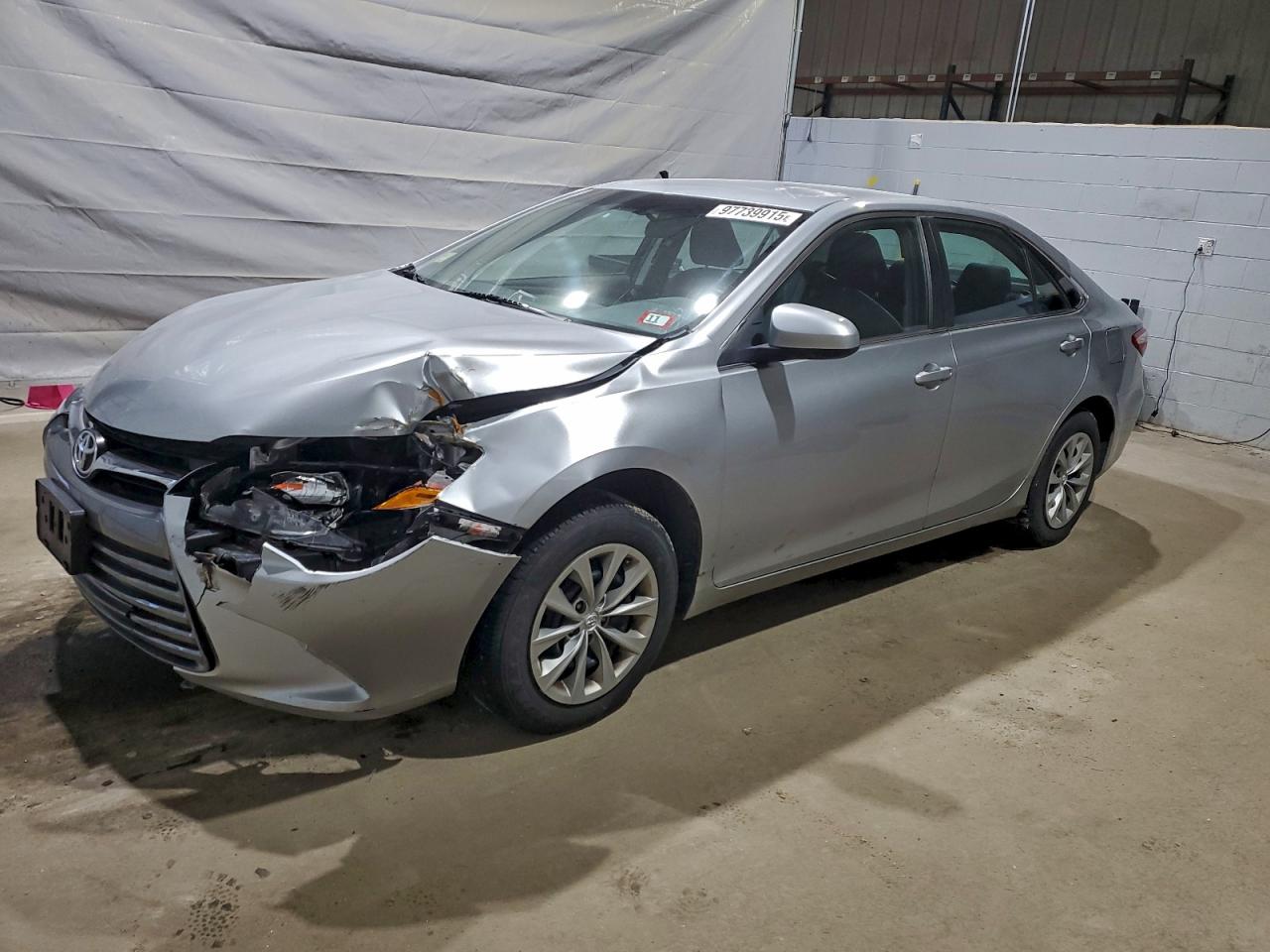 2017 TOYOTA CAMRY