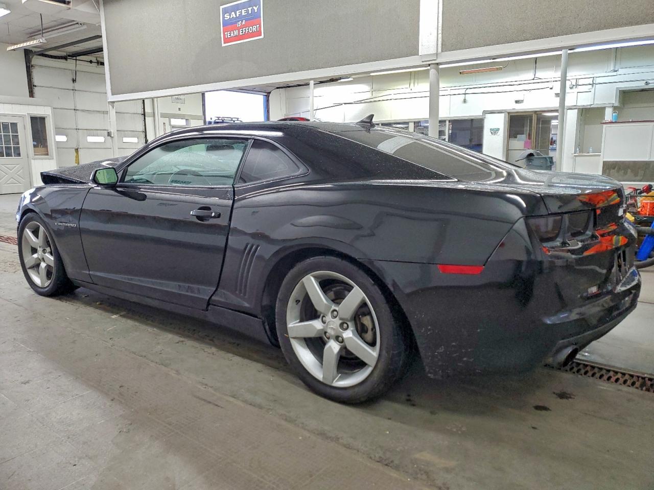 2011 CHEVROLET CAMARO LT photo 2