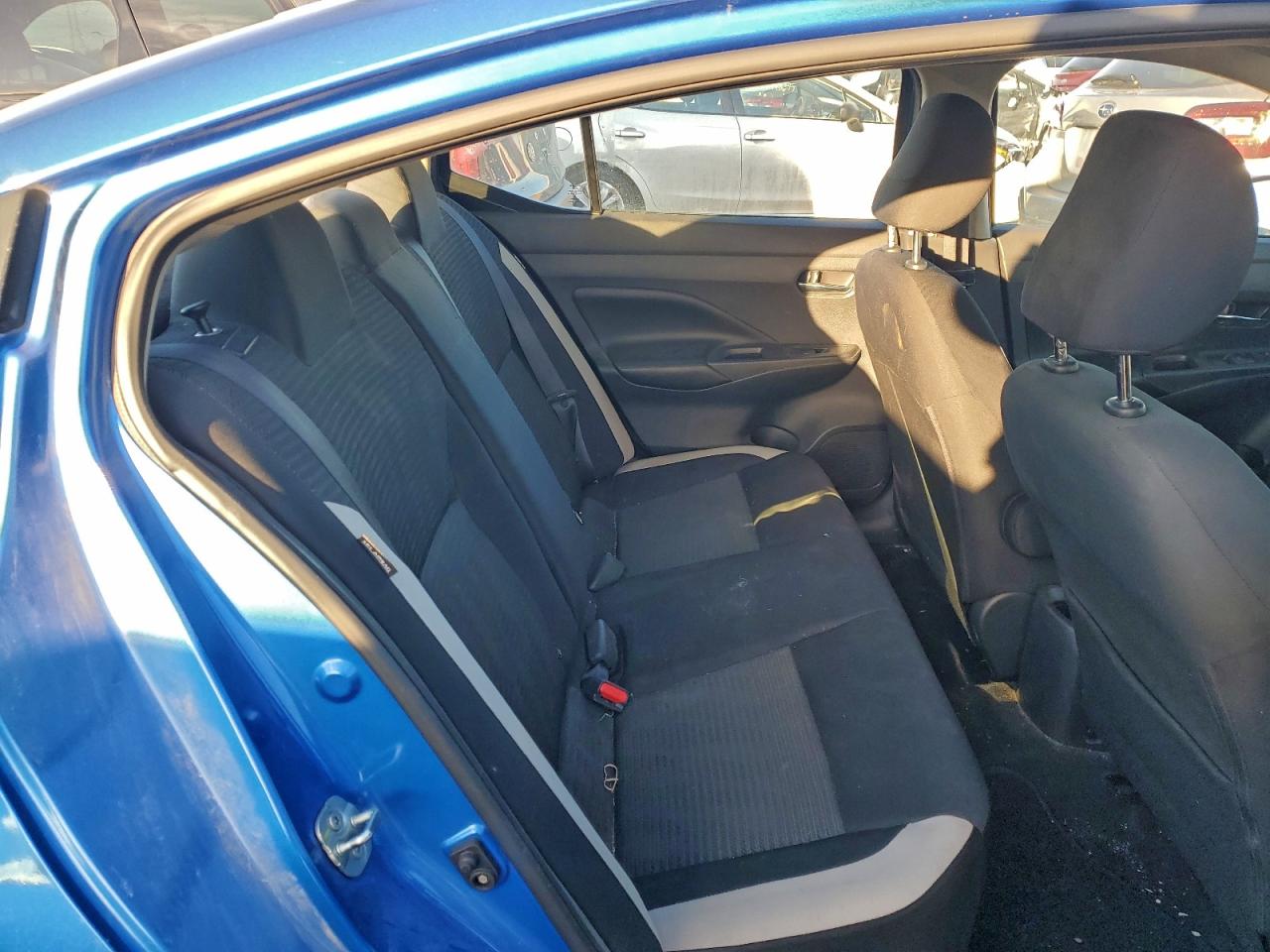 2020 NISSAN VERSA SV photo 19