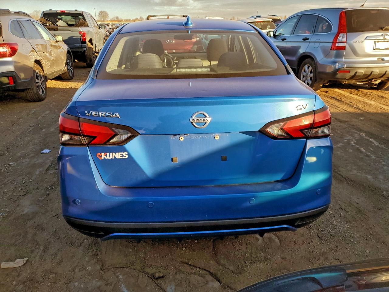 2020 NISSAN VERSA SV photo 11