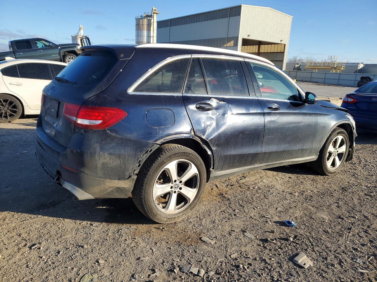 2018 MERCEDES-BENZ GLC 300 photo 3