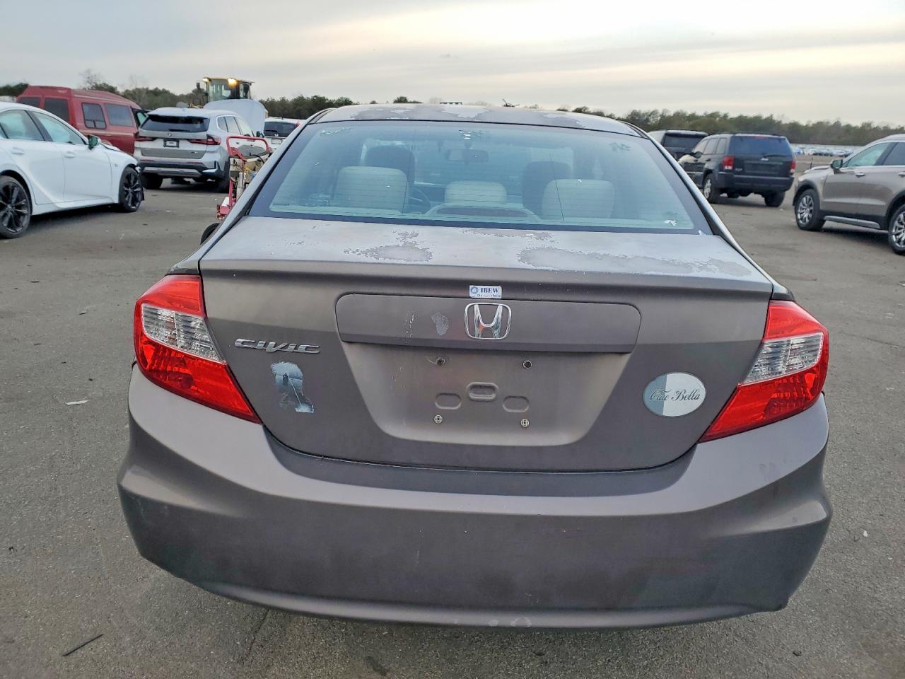 2012 HONDA CIVIC LX photo 6