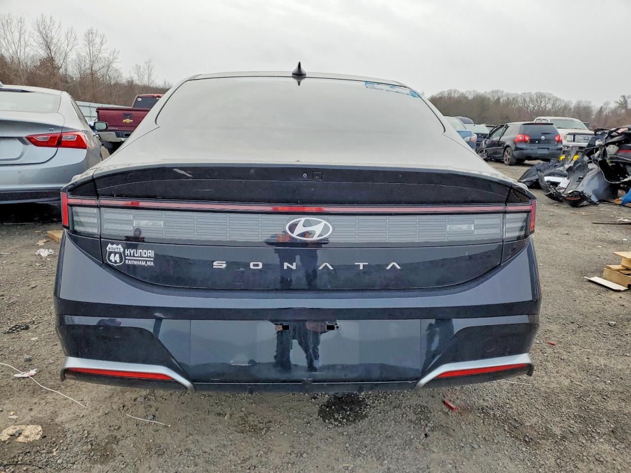 2024 HYUNDAI SONATA SEL photo 6