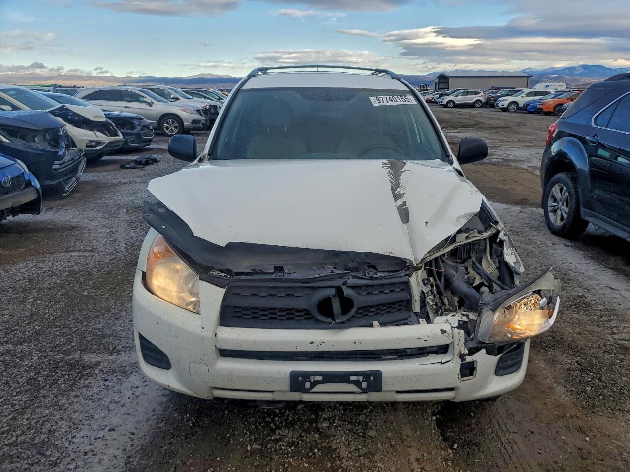 2011 TOYOTA RAV4 photo 5