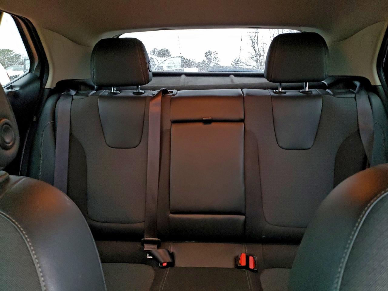 2020 BUICK ENCORE GX SELECT photo 10