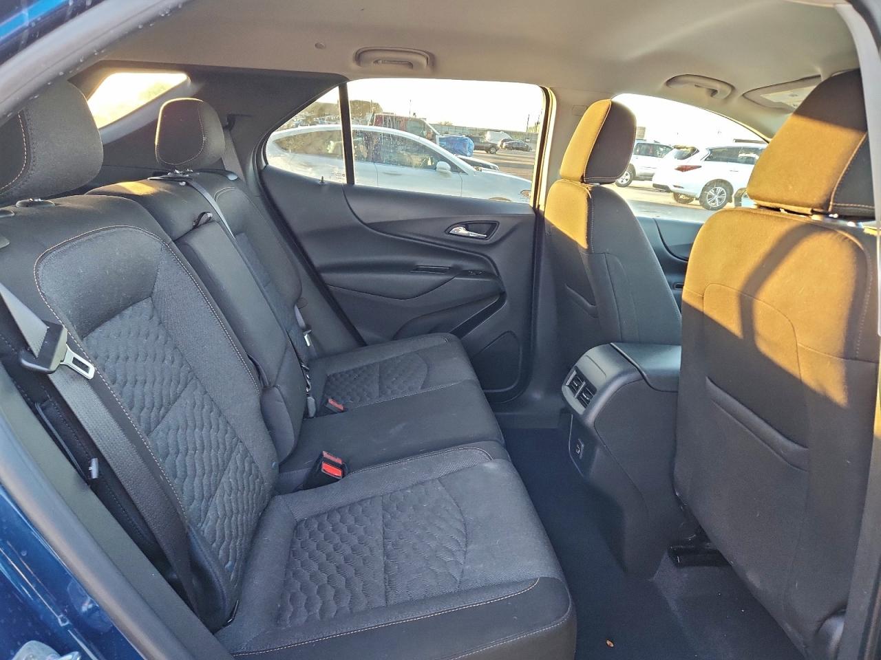 2021 CHEVROLET EQUINOX LT photo 11