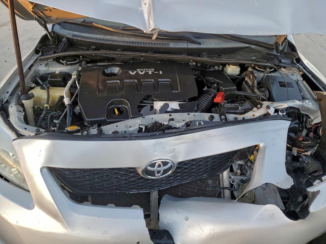 2010 TOYOTA COROLLA BASE photo 11