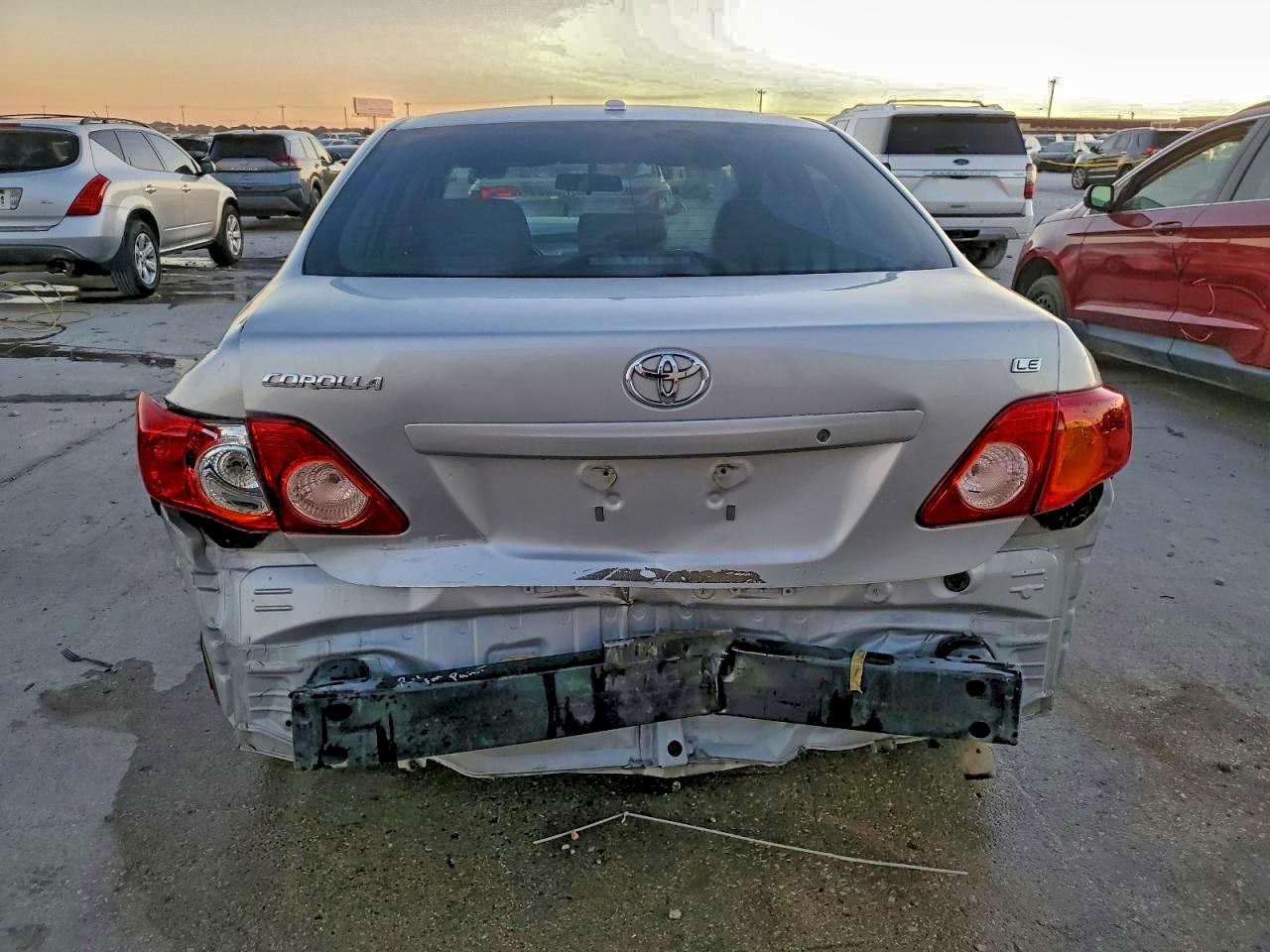 2010 TOYOTA COROLLA BASE photo 6