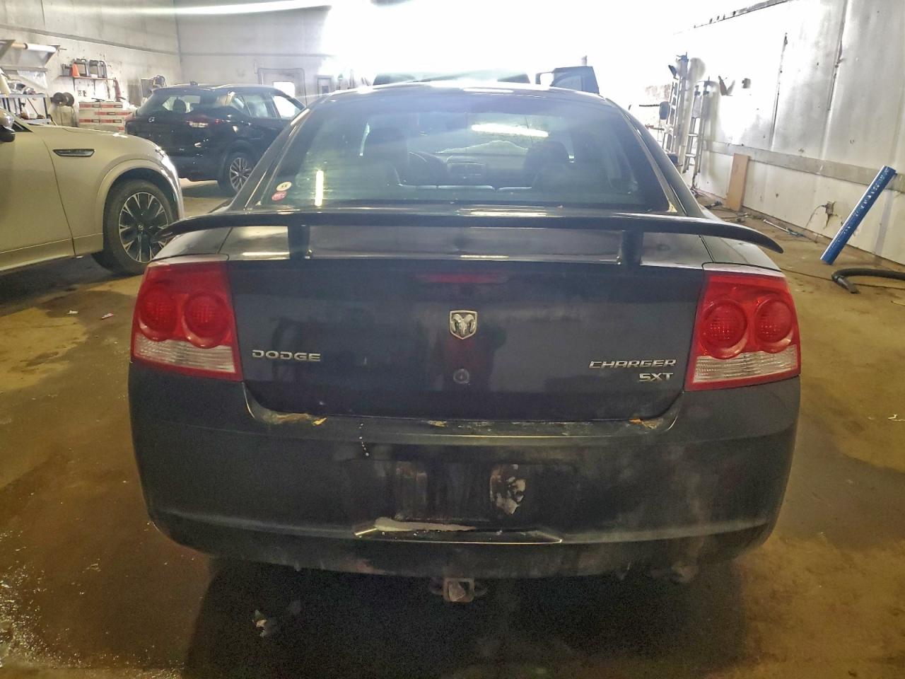 2010 DODGE CHARGER SXT photo 11
