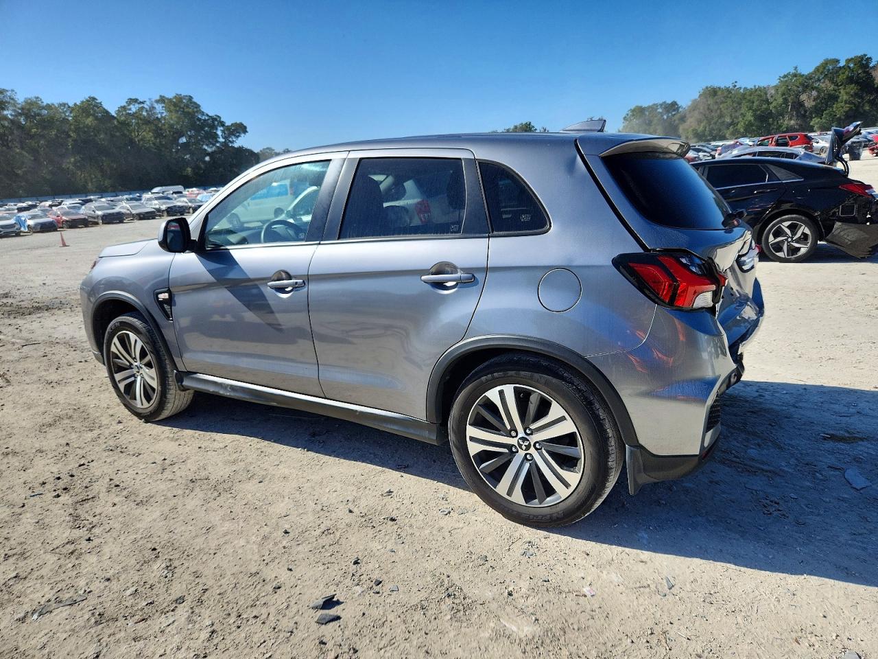 2022 MITSUBISHI OUTLANDER SPORT ES photo 2