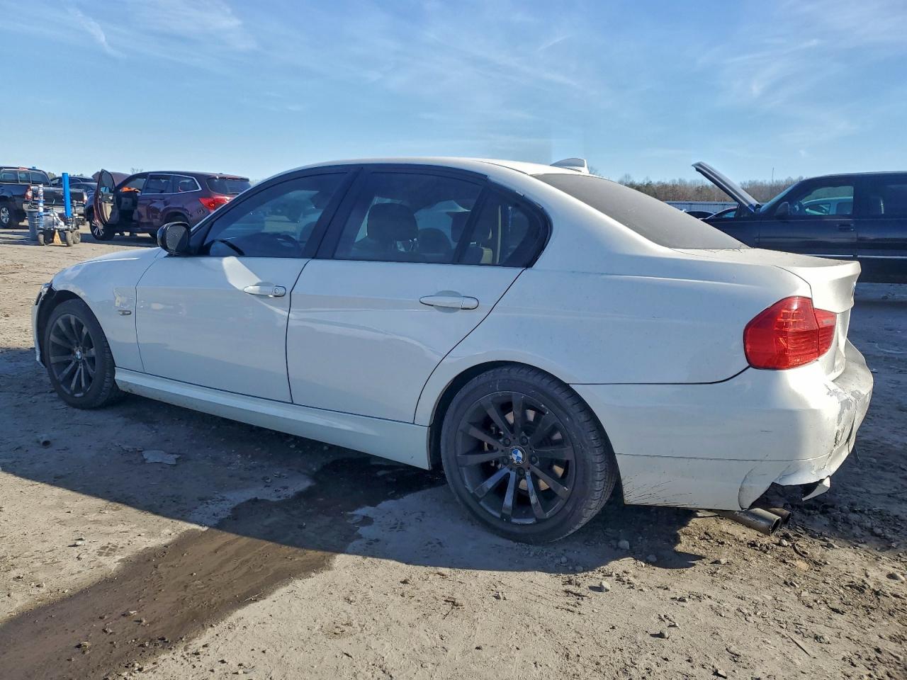 2011 BMW 328 I photo 2