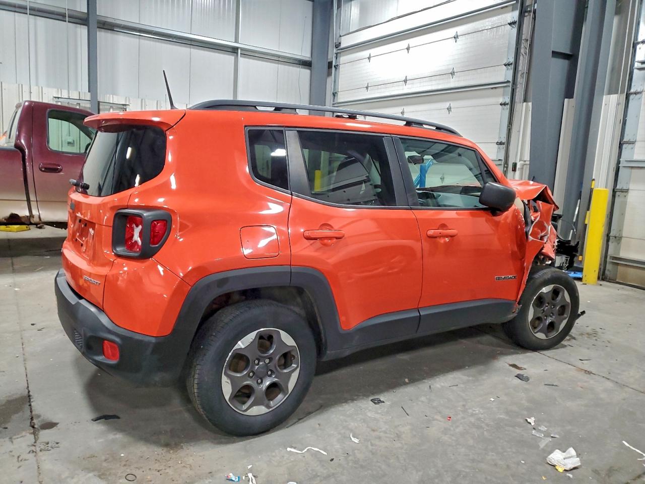 2017 JEEP RENEGADE SPORT photo 5